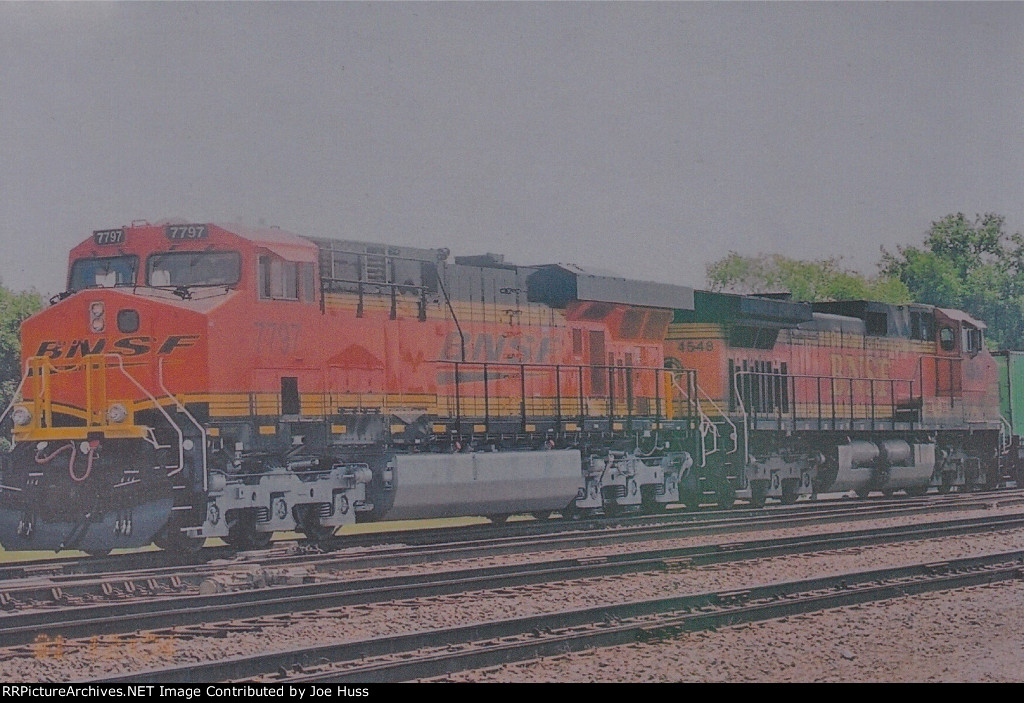 BNSF 7797 West